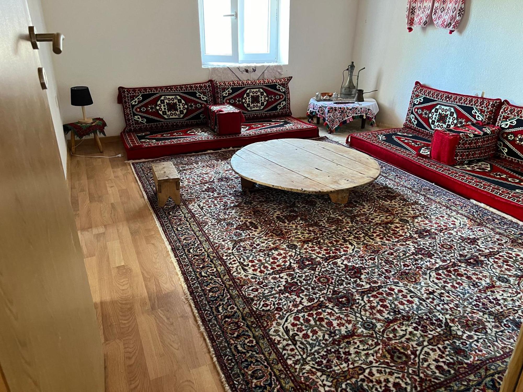 مبيت وإفطار Gornji Lukomir Kod Kapetana Tea المظهر الخارجي الصورة